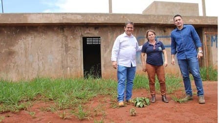 Prefeitura irá retomar obra na quadra de esportes em escola do P.A Jiboia