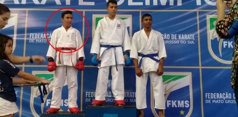 Atleta de 13 anos busca recursos após classificação ao Nacional de Karatê
