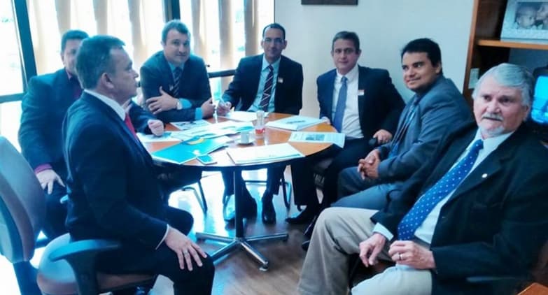 Em Brasília, Prefeito e vereadores viabilizam recursos para saúde e agricultura familiar