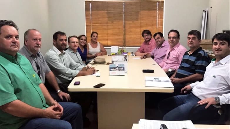 Pró-Reitor da UEMS se reúne com vereadores para debater instalação de curso de Agronomia