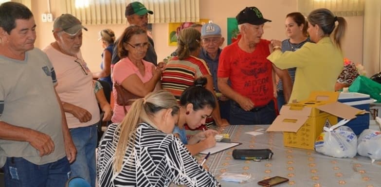 Coordenadoria de Educação em Saúde monta programação para vacinar idosos