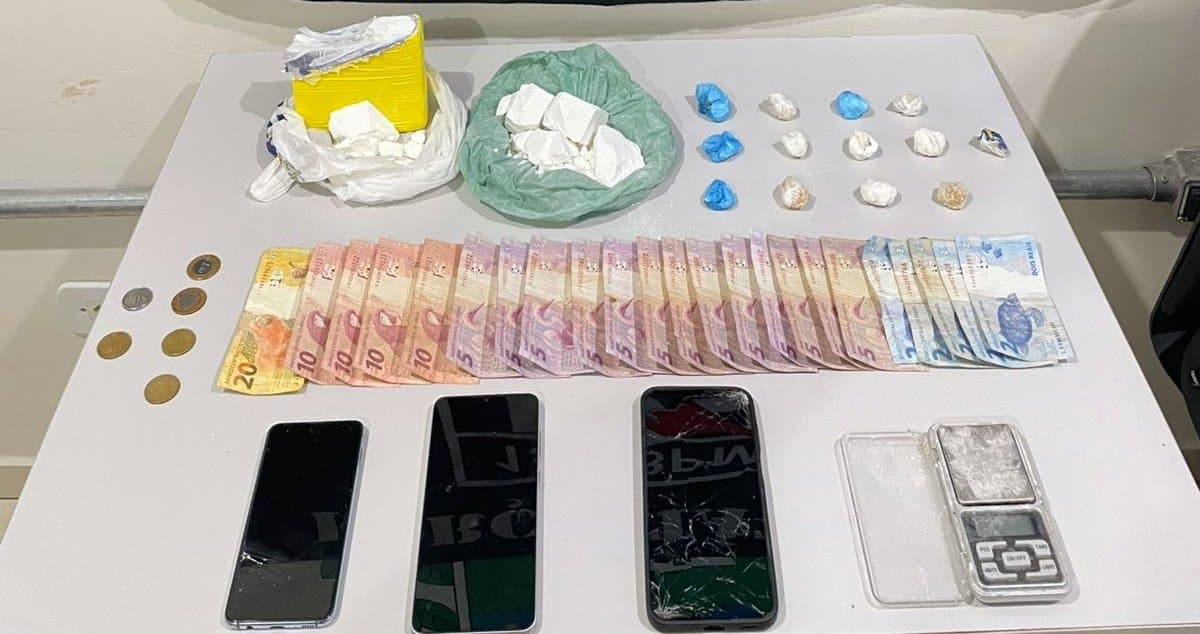 Força Tática apreende grande quantidade de cocaína e crack em ponto de tráfico em Maracaju