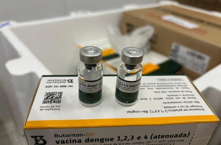 Sidrolândia e Maracaju receberão doses da vacina contra a dengue para profissionais da saúde