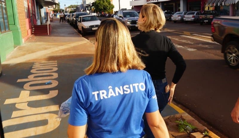 Blitz Educativa do Maio Amarelo reforça conscientização e segurança no trânsito em Maracaju