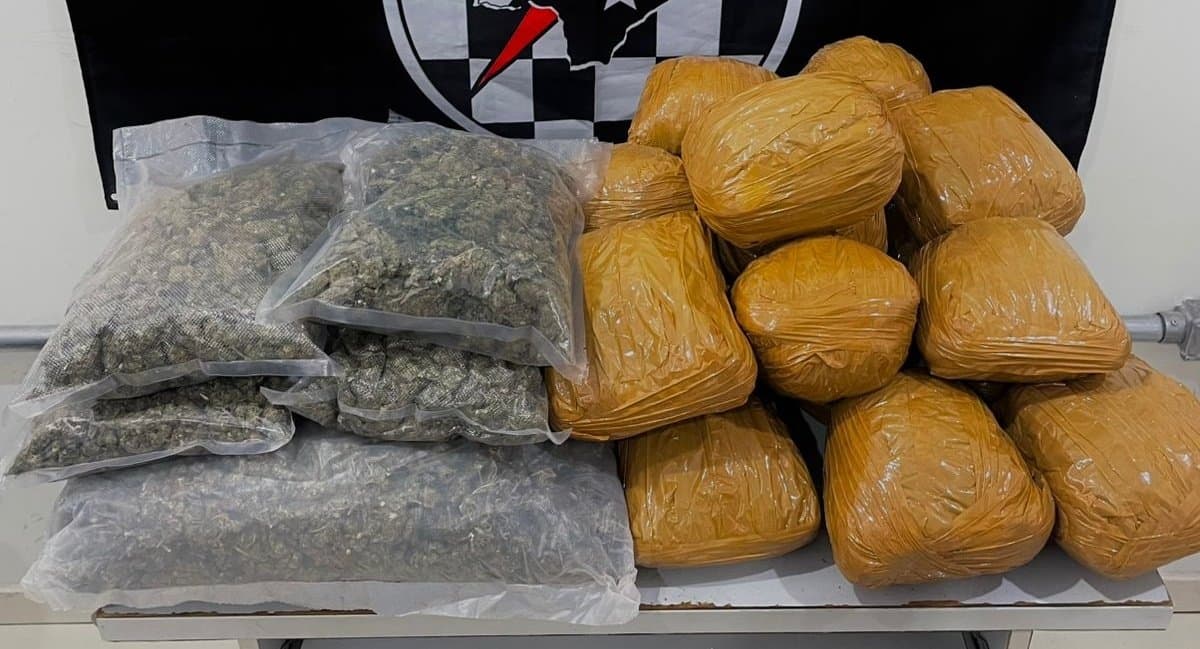Força Tática apreende mais de 14 quilos de maconha em ônibus no terminal rodoviário de Maracaju