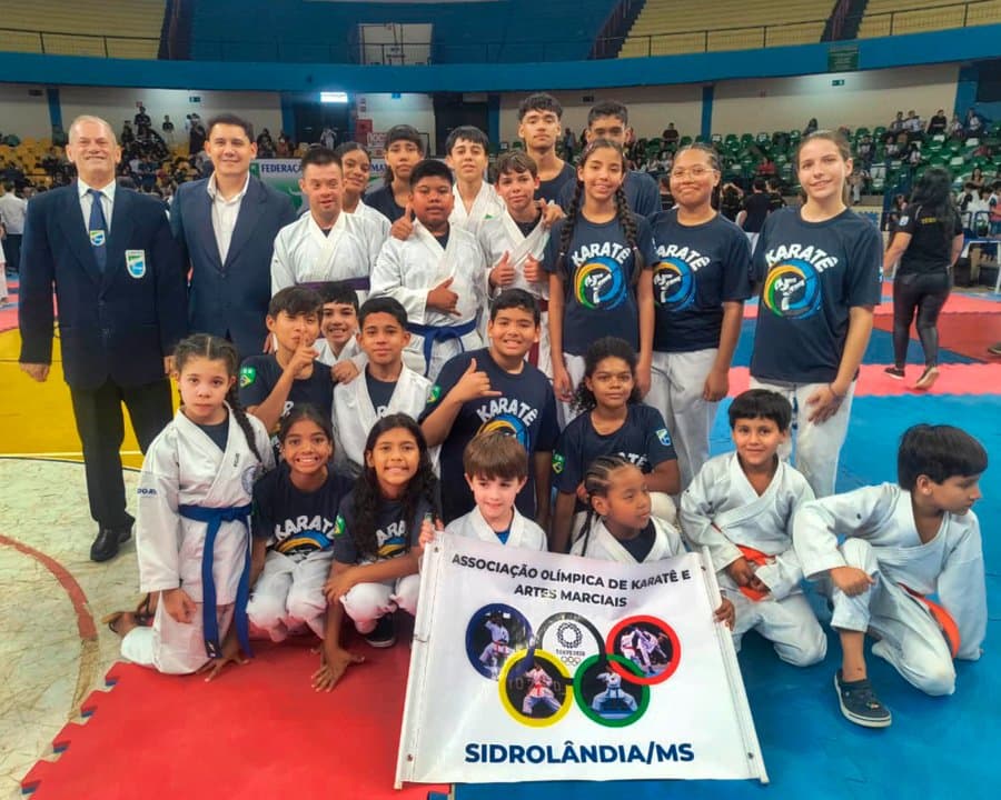 Atletas de Sidrolândia conquistam 14 medalhas na 2ª etapa do Estadual de Karatê