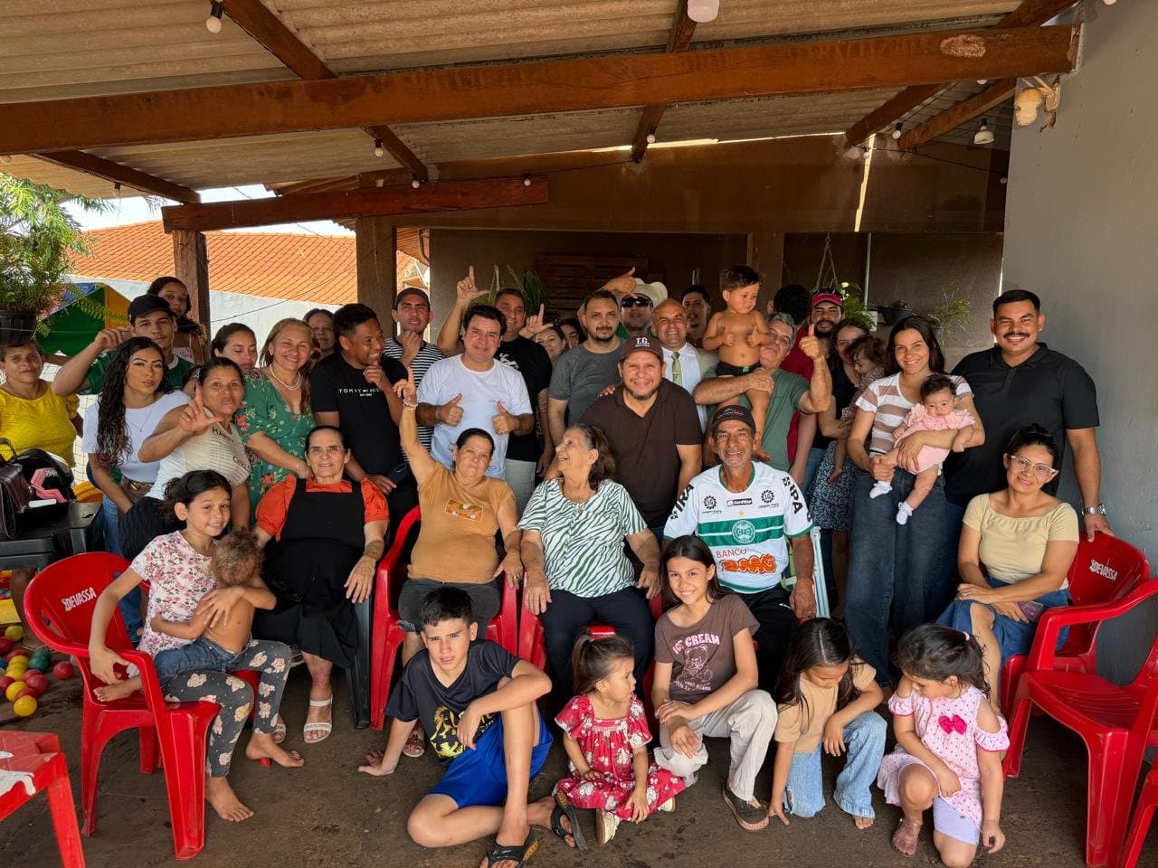 Família Lopes Barbosa reúne gerações em café da manhã especial em Sidrolândia
